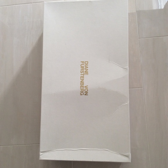 DIane Von Furstenburg DVF Reese Boots - Picture 6 of 6